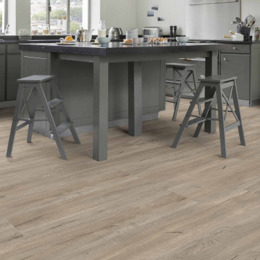 Gerflor Creation 30 Swiss Oak Cashmere 0795 v kuchyni