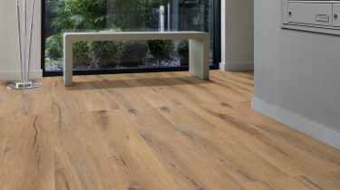 vinylová podlaha Gerflor Cedar Brown 0850 v interiéru