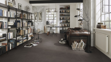vinylová podlaha Wineo Purline 1200 stone XL - Presenting Karl PL118R v obývacím pokoji